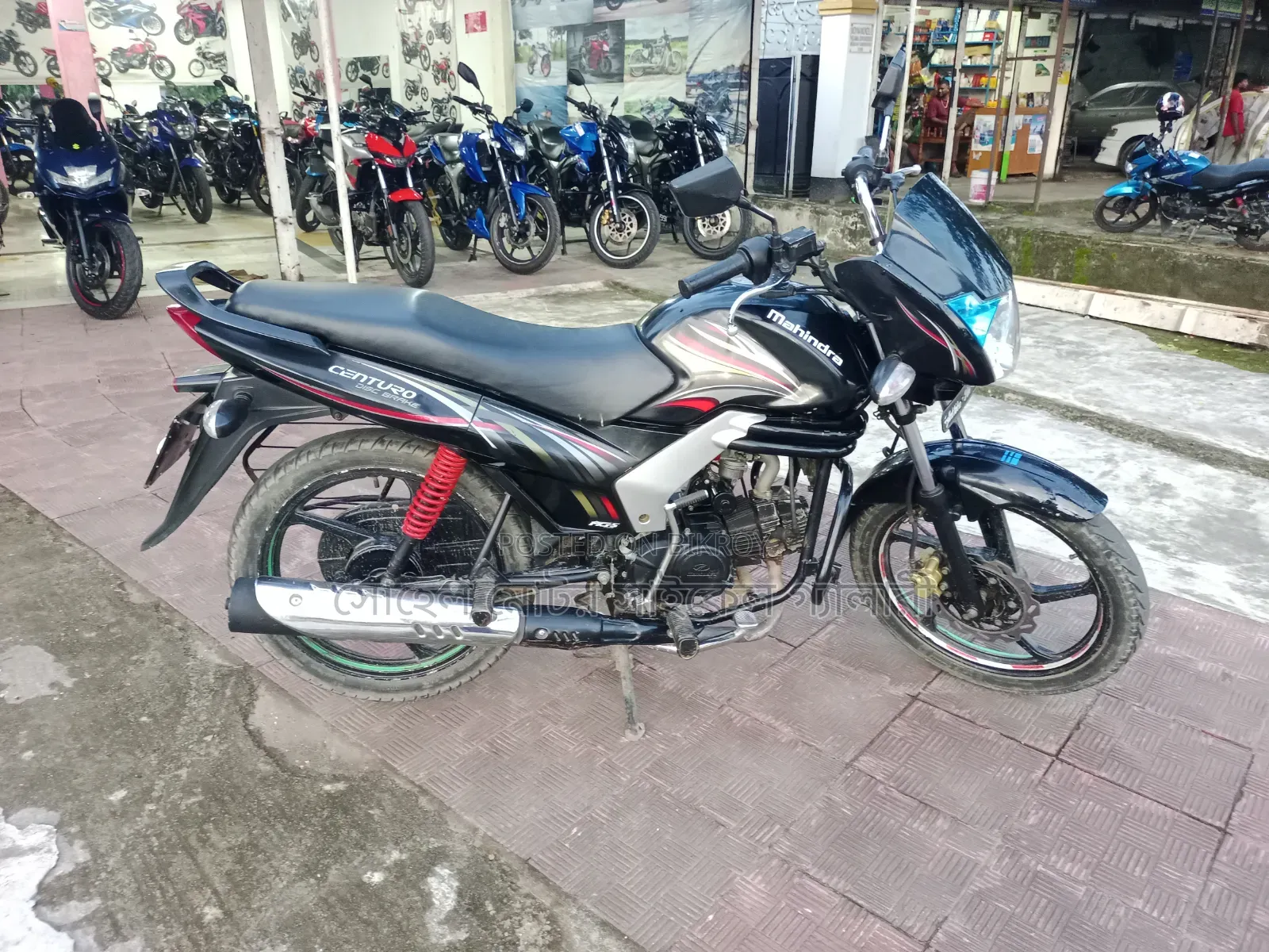 Mahindra Duro 2018 Black