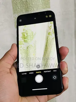অ্যাপল আইফোন এক্সএস ২৫৬ জিবি ব্ল্যাক