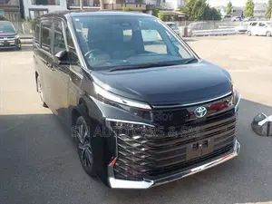 Toyota Voxy 2023 Black
