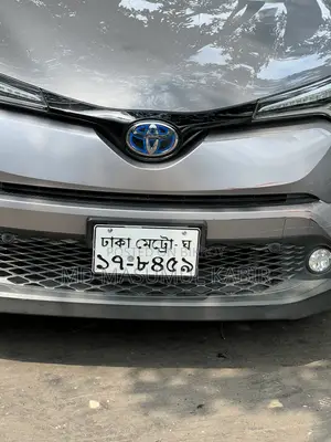 Toyota C-HR 2017 Silver