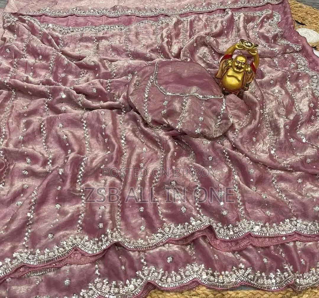 প্রিমিয়াম কোয়ালিটি ইন্ডিয়ান শাড়ি