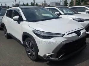 Toyota Corolla Cross 2023 Pearl