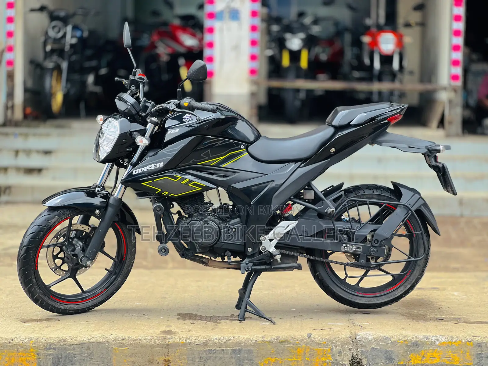 Suzuki Gixxer 2024 Black