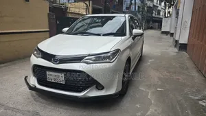 টয়োটা করোল্লা ফিল্ডার ২০১৭ পার্ল