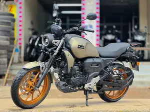 ইয়ামাহা এফজেড-এক্স ২০২৫ গোল্ড