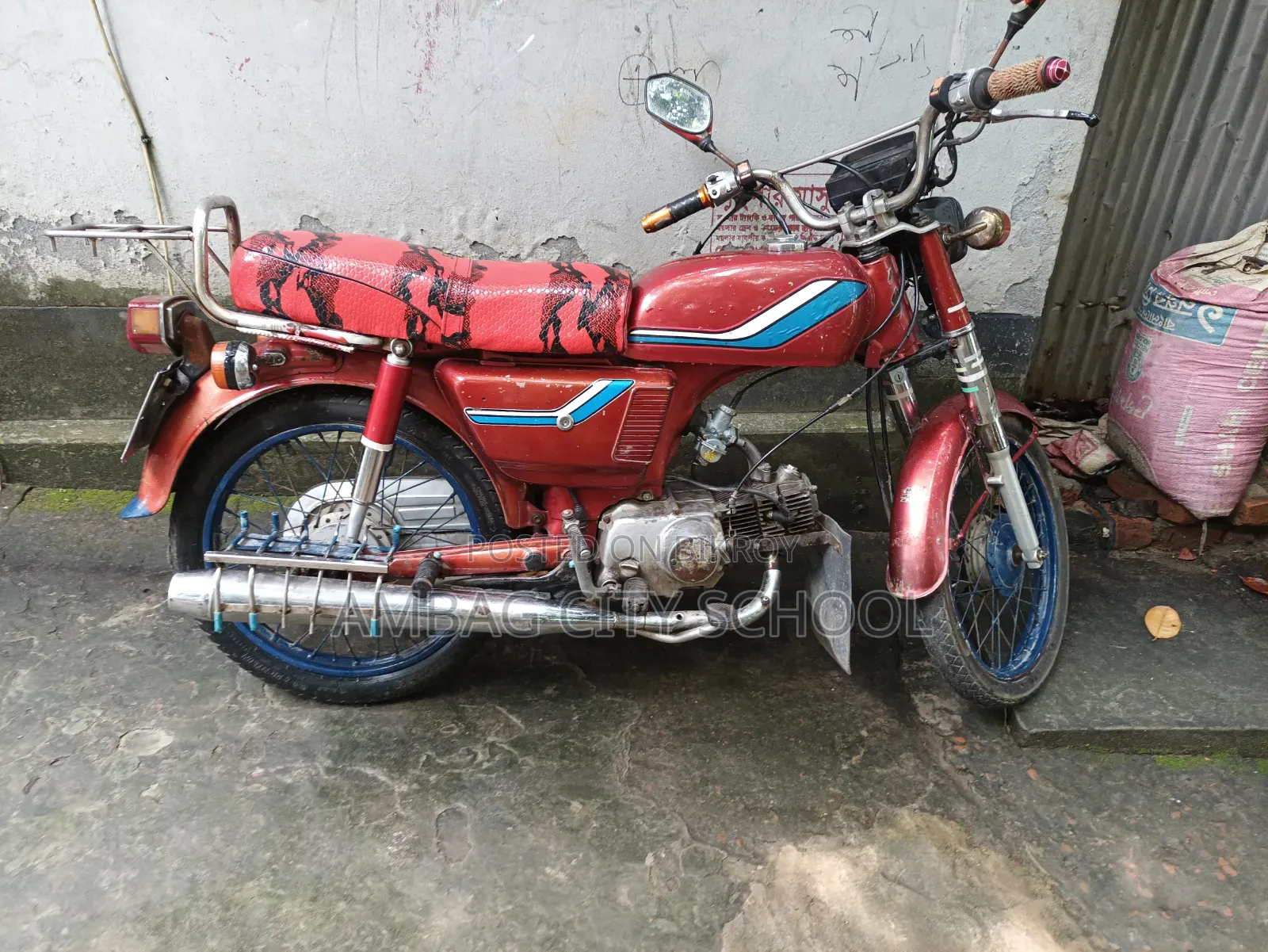 Honda 2002 Red