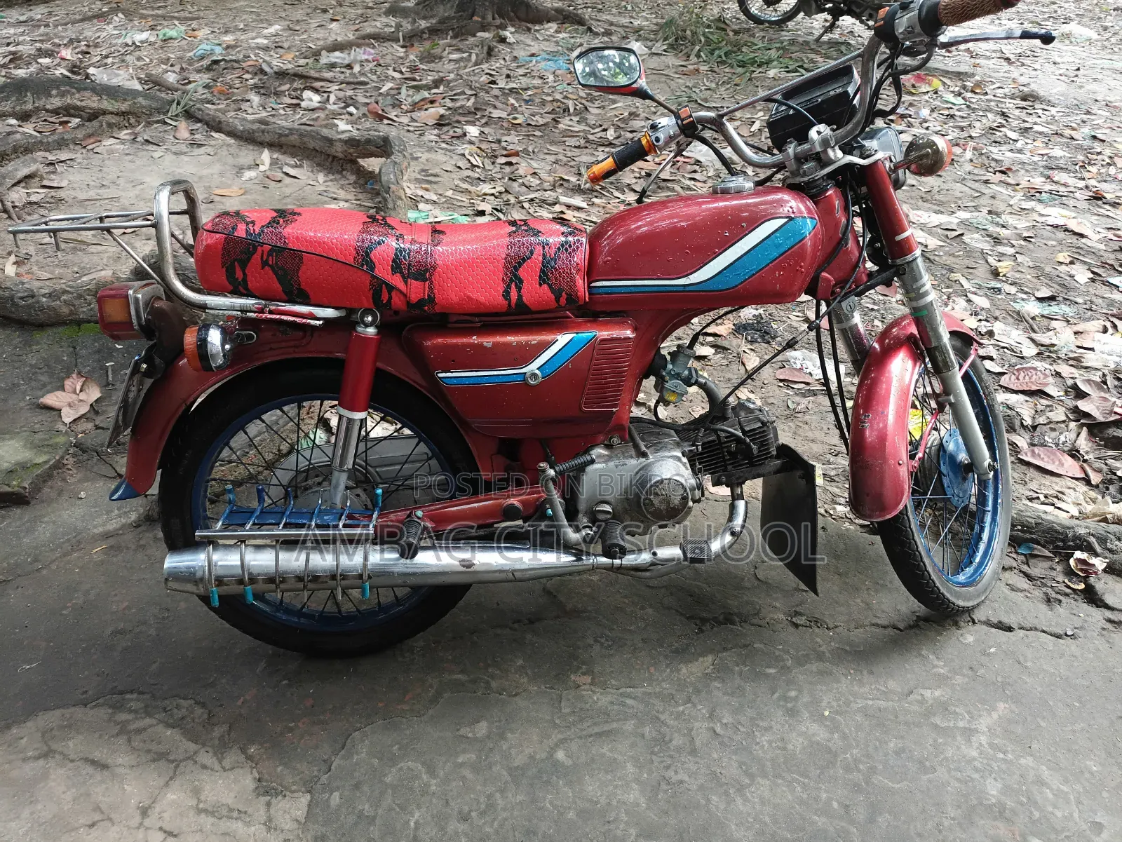 Honda 2002 Red