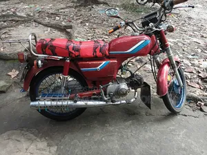Honda 2002 Red