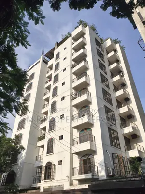 বনানীতে ৪ বেডরুমের অ্যাপার্টমেন্ট বিক্রয়ের জন্য