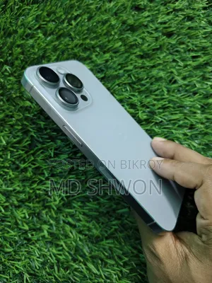 Apple iPhone 15 Pro 128 GB Gray