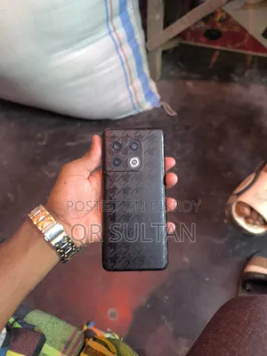 ওয়ানপ্লাস ১০ প্রো ২৫৬ জিবি ব্ল্যাক