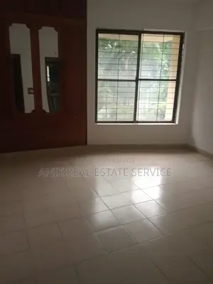 গুলশান ২ এ ২৩০০ বর্গফুটের অফিস স্পেস ভাড়া