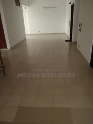 গুলশান ২ এ ২৩০০ বর্গফুটের অফিস স্পেস ভাড়া