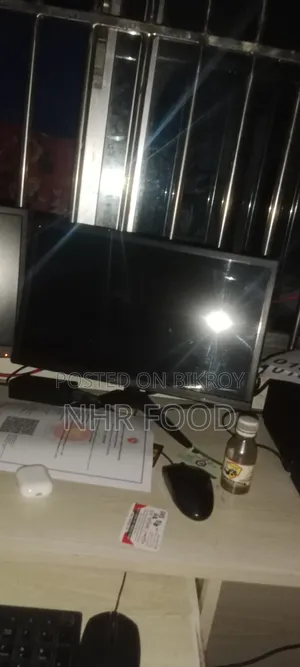 ডেস্কটপ কম্পিউটার ৪জিবি ইন্টেল কোর আই৫ এইচডিডি ১টিবি