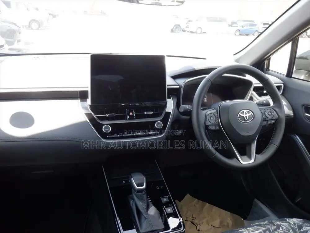 New Toyota Corolla Cross 2026 Gray
