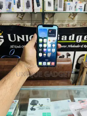 অ্যাপল আইফোন এক্সএস ৬৪ জিবি গোল্ড
