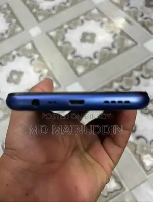 Vivo Y21 64 GB Blue