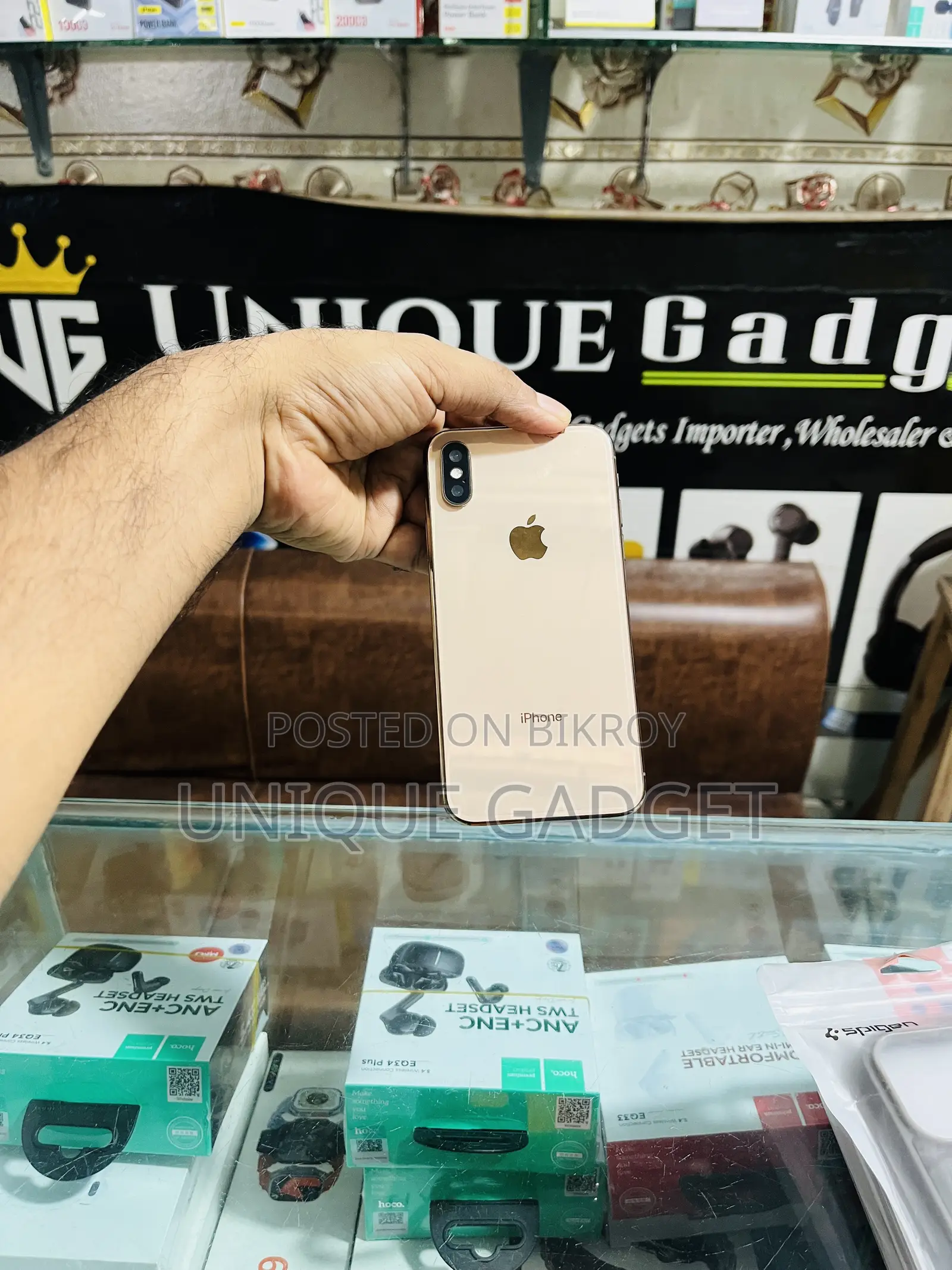 অ্যাপল আইফোন এক্সএস ৬৪ জিবি গোল্ড