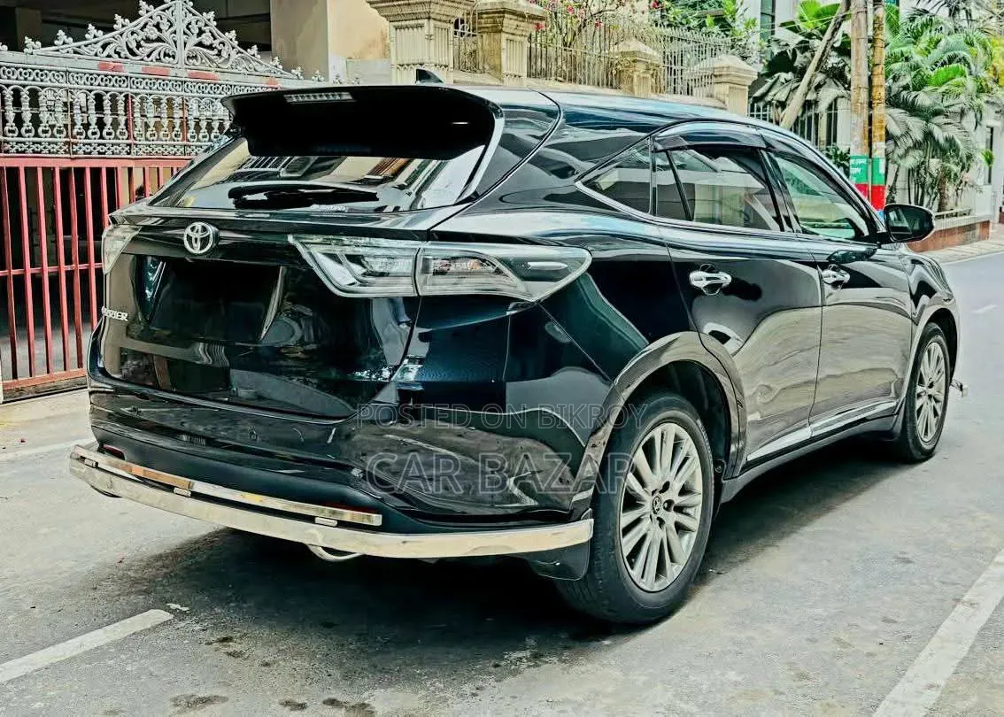 Toyota Harrier 2.0 2014 Black