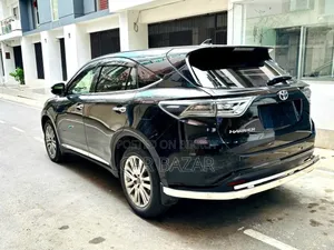 Toyota Harrier 2.0 2014 Black