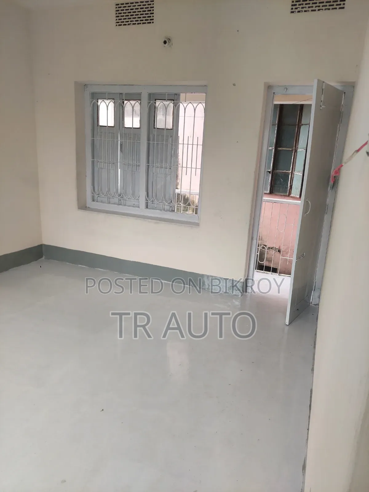 খিলগাঁও এ ২ বেডরুমের অ্যাপার্টমেন্ট বিক্রয়ের জন্য