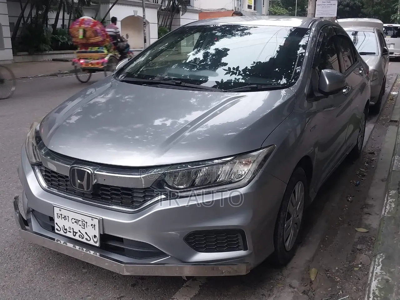 হোন্ডা গ্রেস ২০১৮ সিলভার