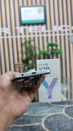 Vivo Y18 128 GB Blue