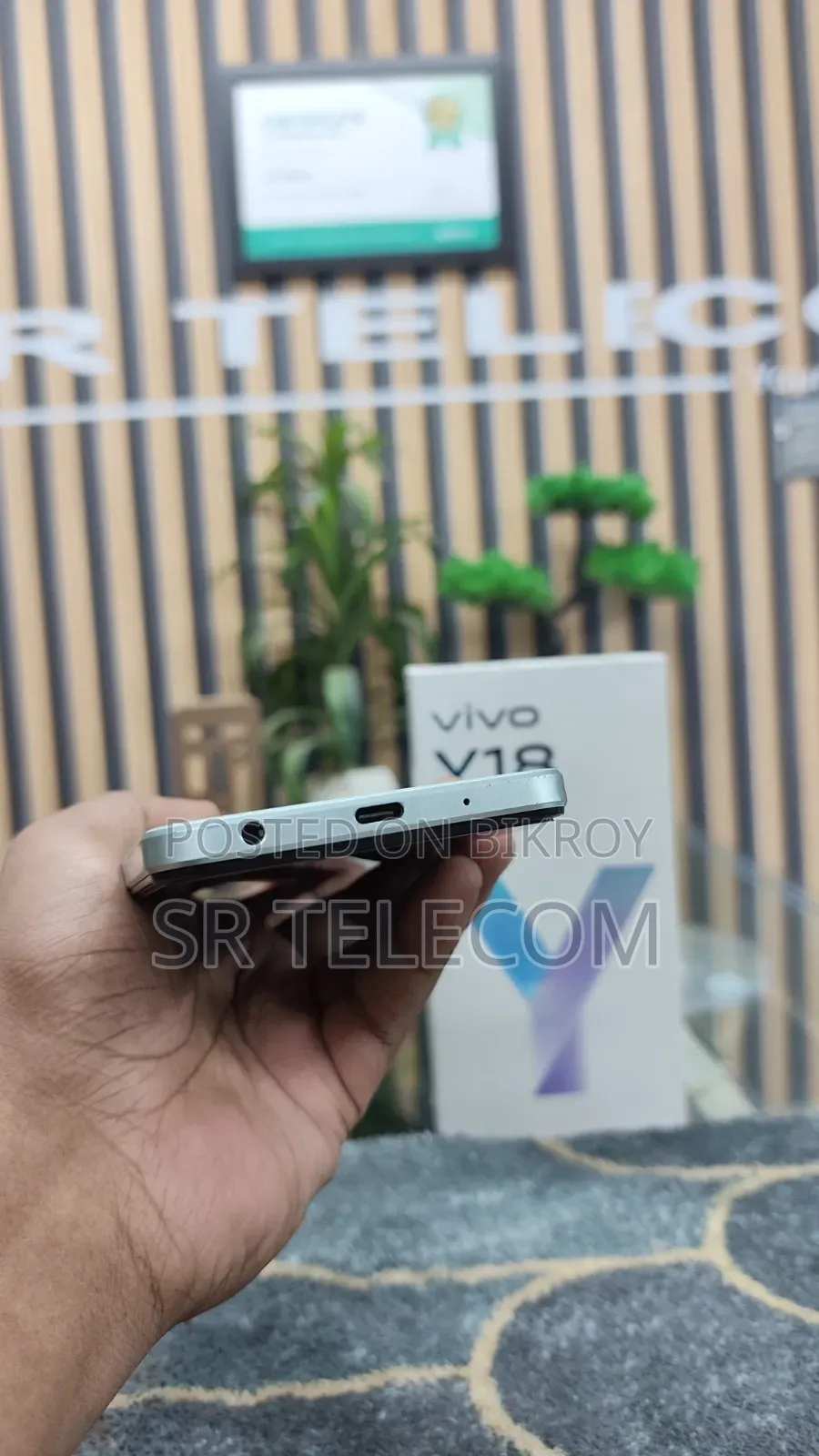 Vivo Y18 128 GB Blue