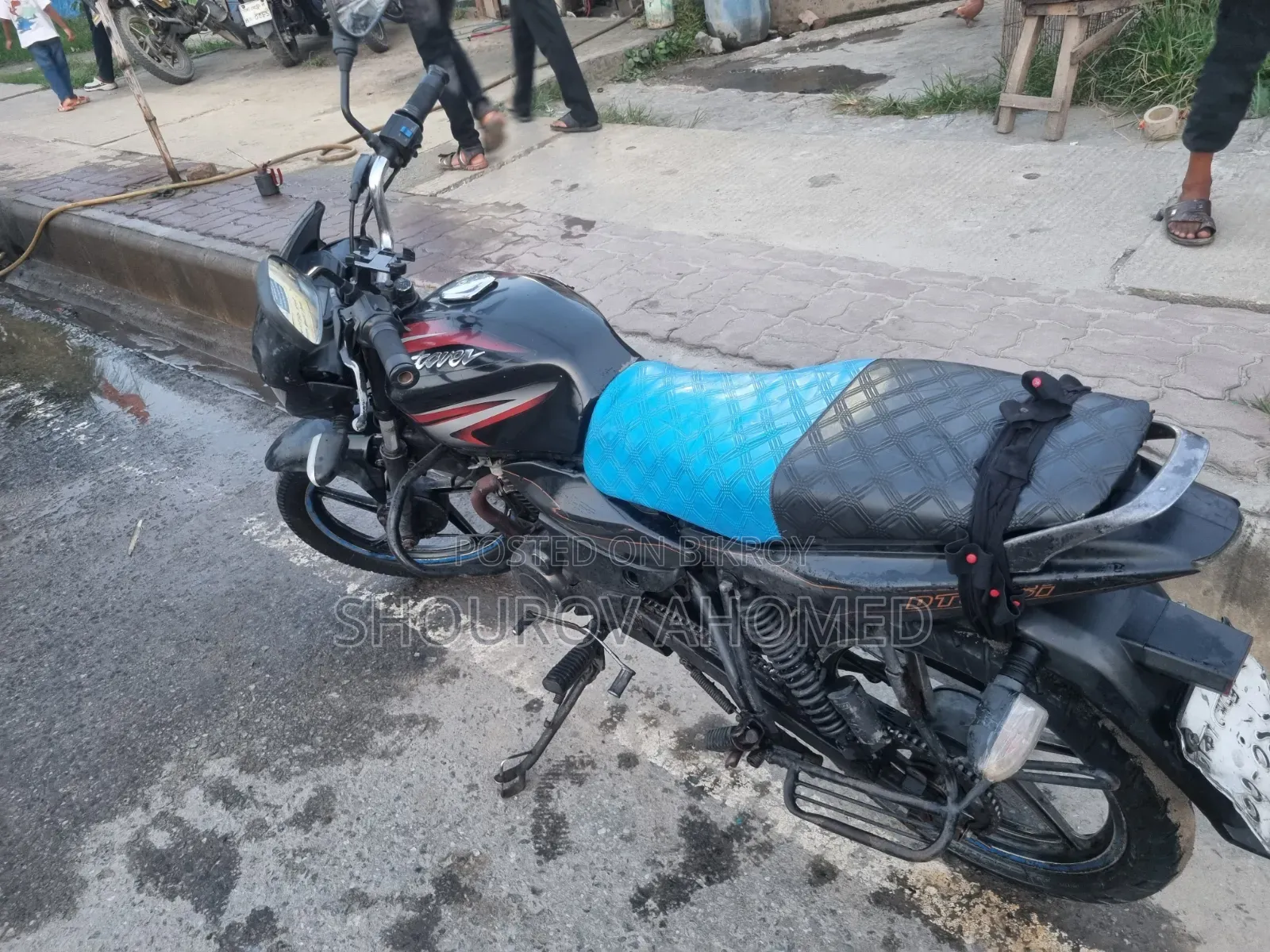 বালাজ সিটি ১০০ ২০০৯ কালো