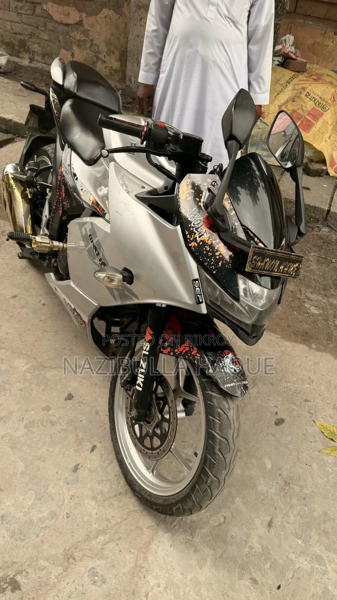 সুজুকি জিক্সার এসএফ ২০২১ গ্রে