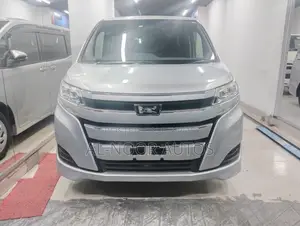 Toyota Noah 2.0 Front-Wheel Drive (8-Seater) 2020 Silver