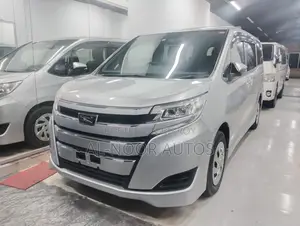 Toyota Noah 2.0 Front-Wheel Drive (8-Seater) 2020 Silver