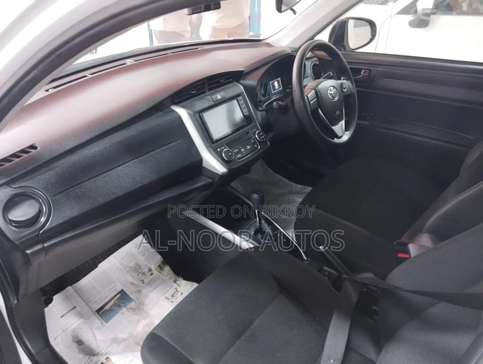 Toyota Corolla Fielder 1.5 Hybrid FWD 2021 White