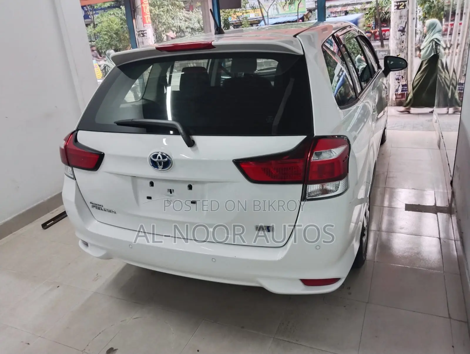 Toyota Corolla Fielder 1.5 Hybrid FWD 2021 White