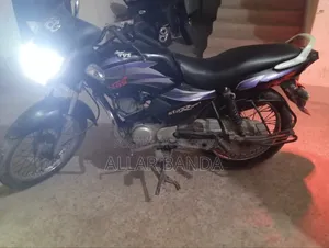 টিভিএস মেট্রো ২০১০ নীল
