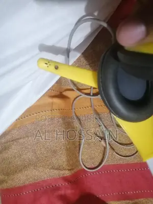 হেডফোন
