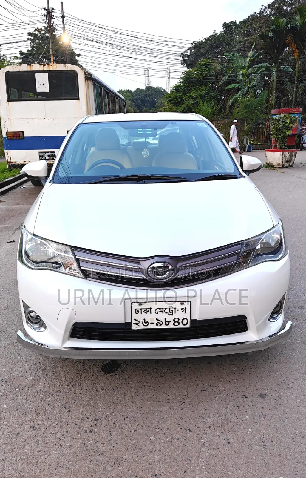 Toyota Axio 2012 Pearl
