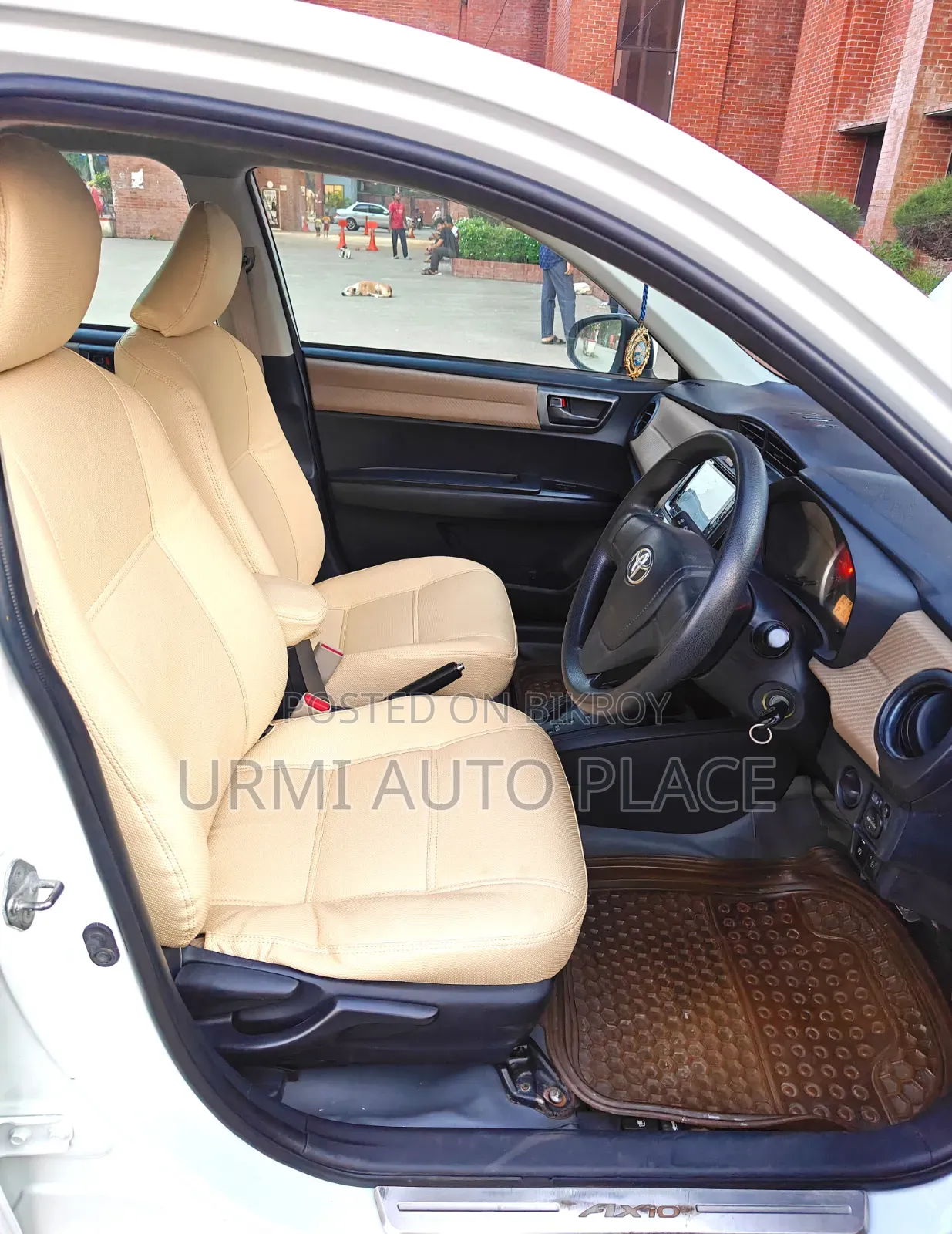 Toyota Axio 2012 Pearl