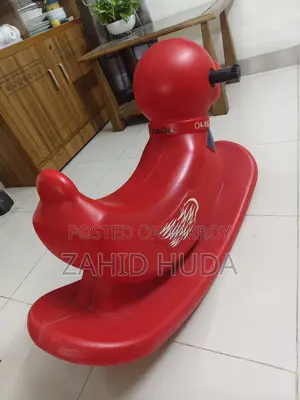 বাচ্চাদের দোলনা খেলনা