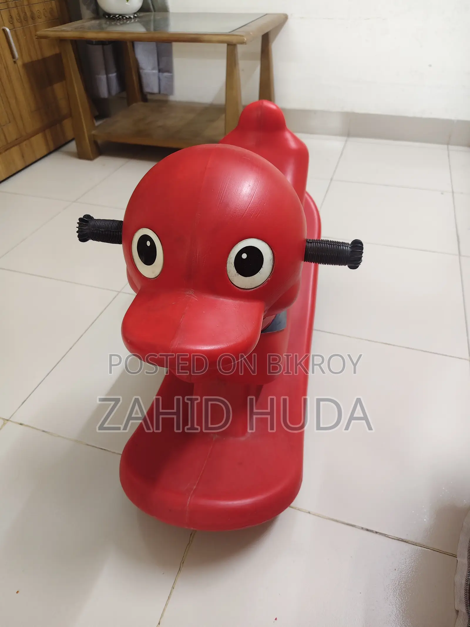 বাচ্চাদের দোলনা খেলনা