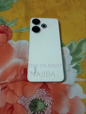 মোবাইল ফোন ৮ জিবি