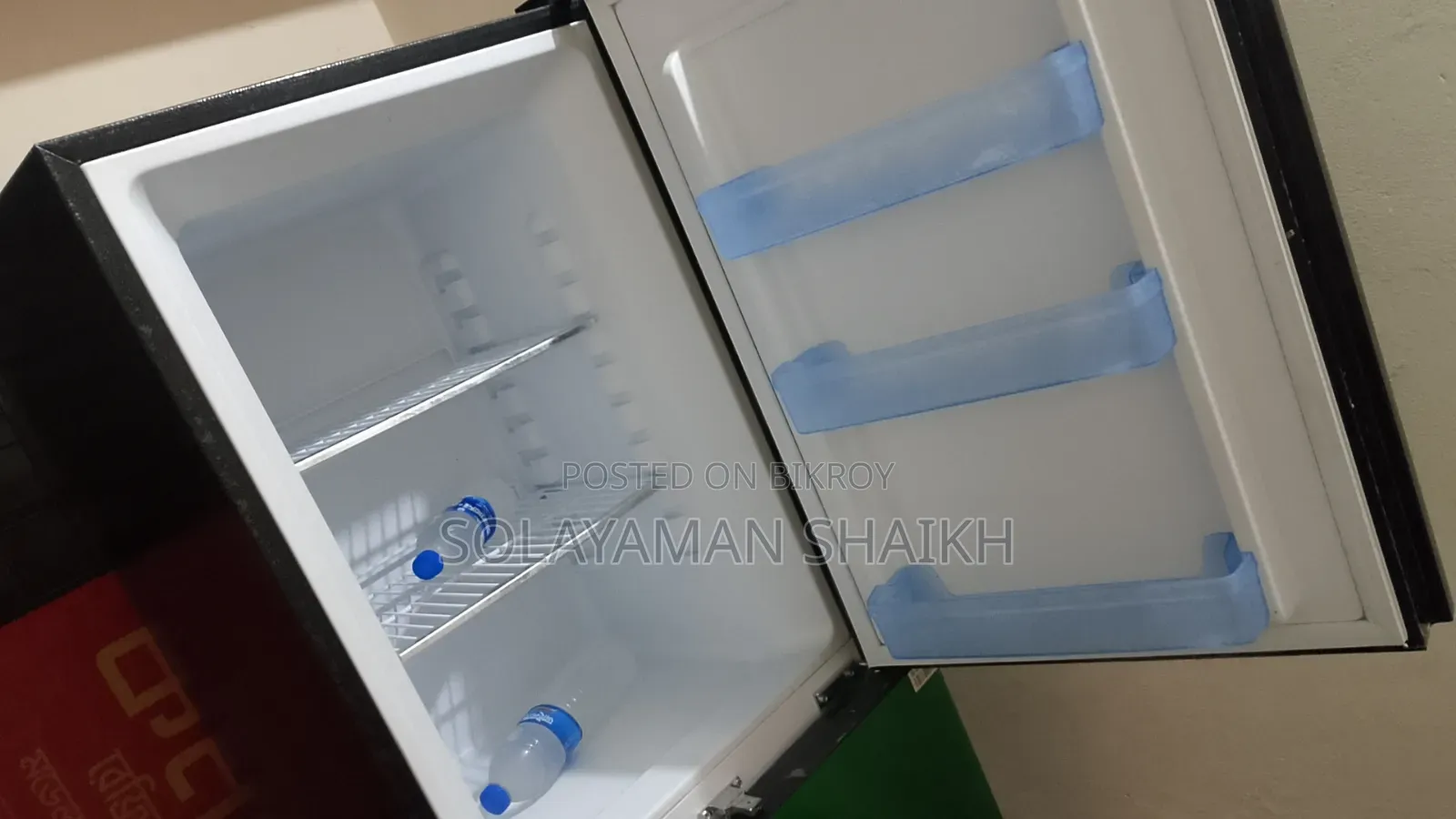 A brand new Konka fridge is for sale