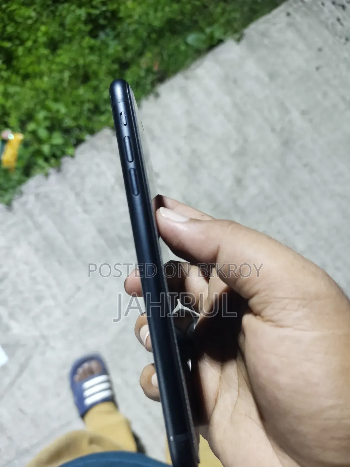 নতুন অ্যাপল আইফোন এক্সআর ৬৪ জিবি ব্ল্যাক