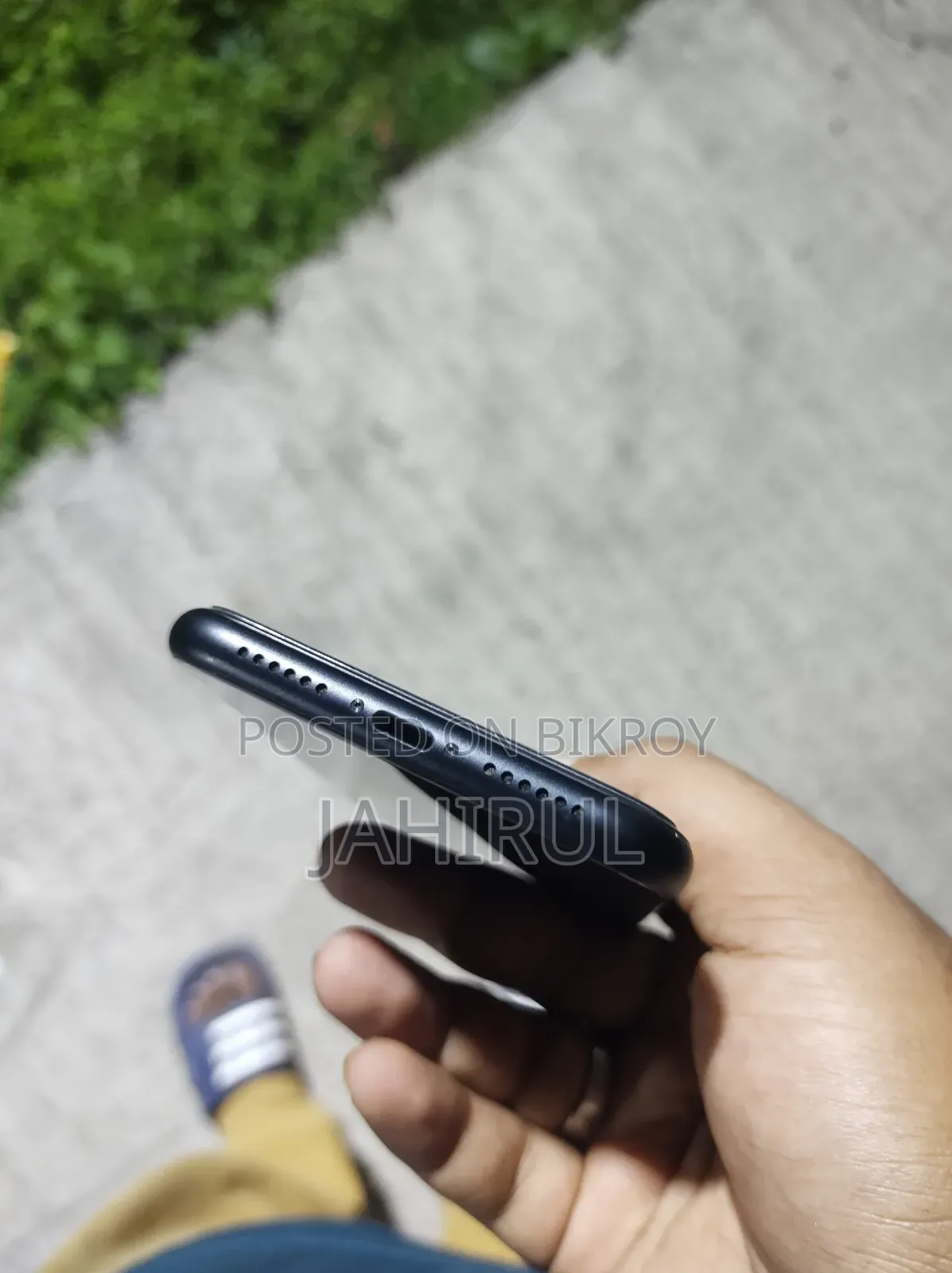 নতুন অ্যাপল আইফোন এক্সআর ৬৪ জিবি ব্ল্যাক