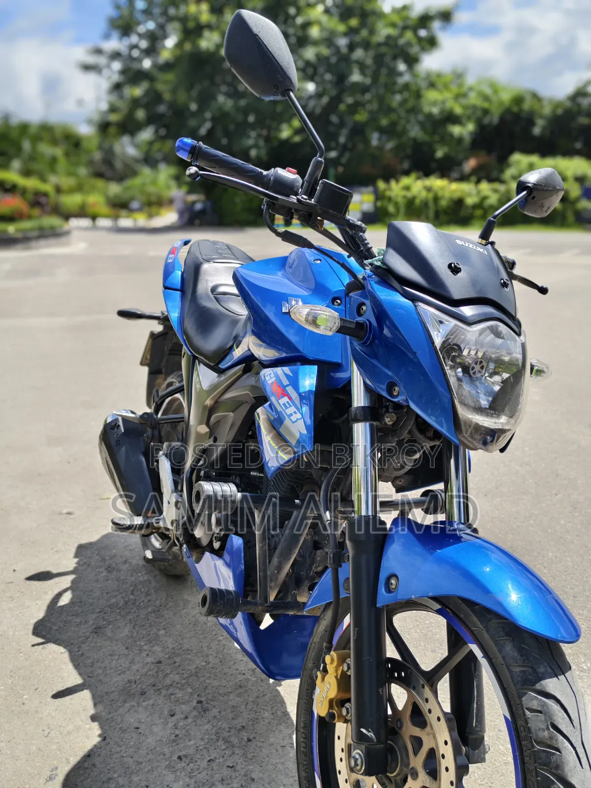 সুজুকি জিক্সার ২০২৩ নীল