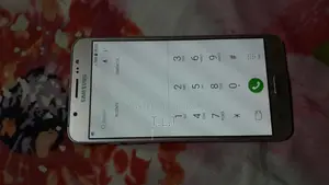 Samsung Galaxy J7 16 GB Gold