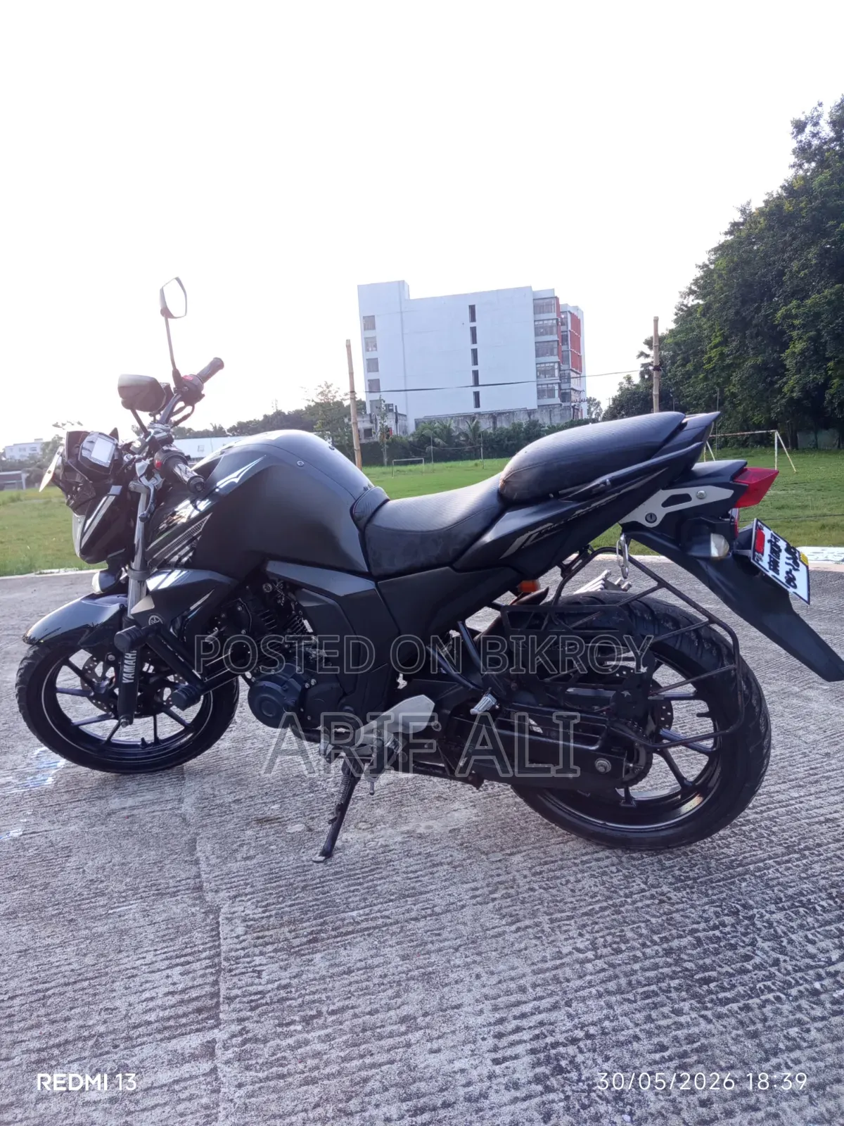 Yamaha FZS V2 ২০২৩ ব্ল্যাক