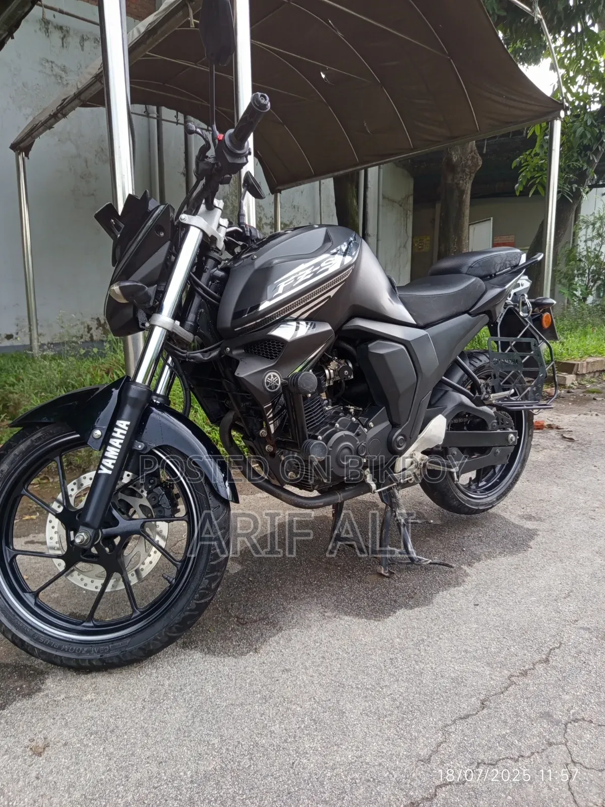 Yamaha FZS V2 ২০২৩ ব্ল্যাক