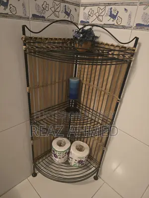 কর্নার শেল্ফ আয়রন