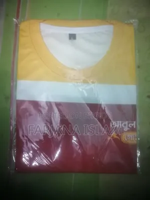পুরুষদের জন্য দীর্ঘস্থায়ী টি-শার্ট